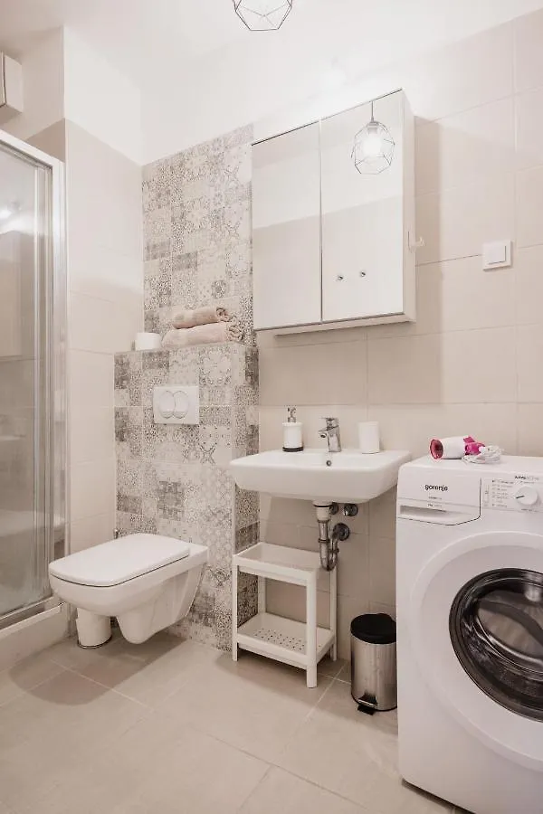 Stylish And Cozy Studio In The Heart Of The City Διαμέρισμα Βουδαπέστη